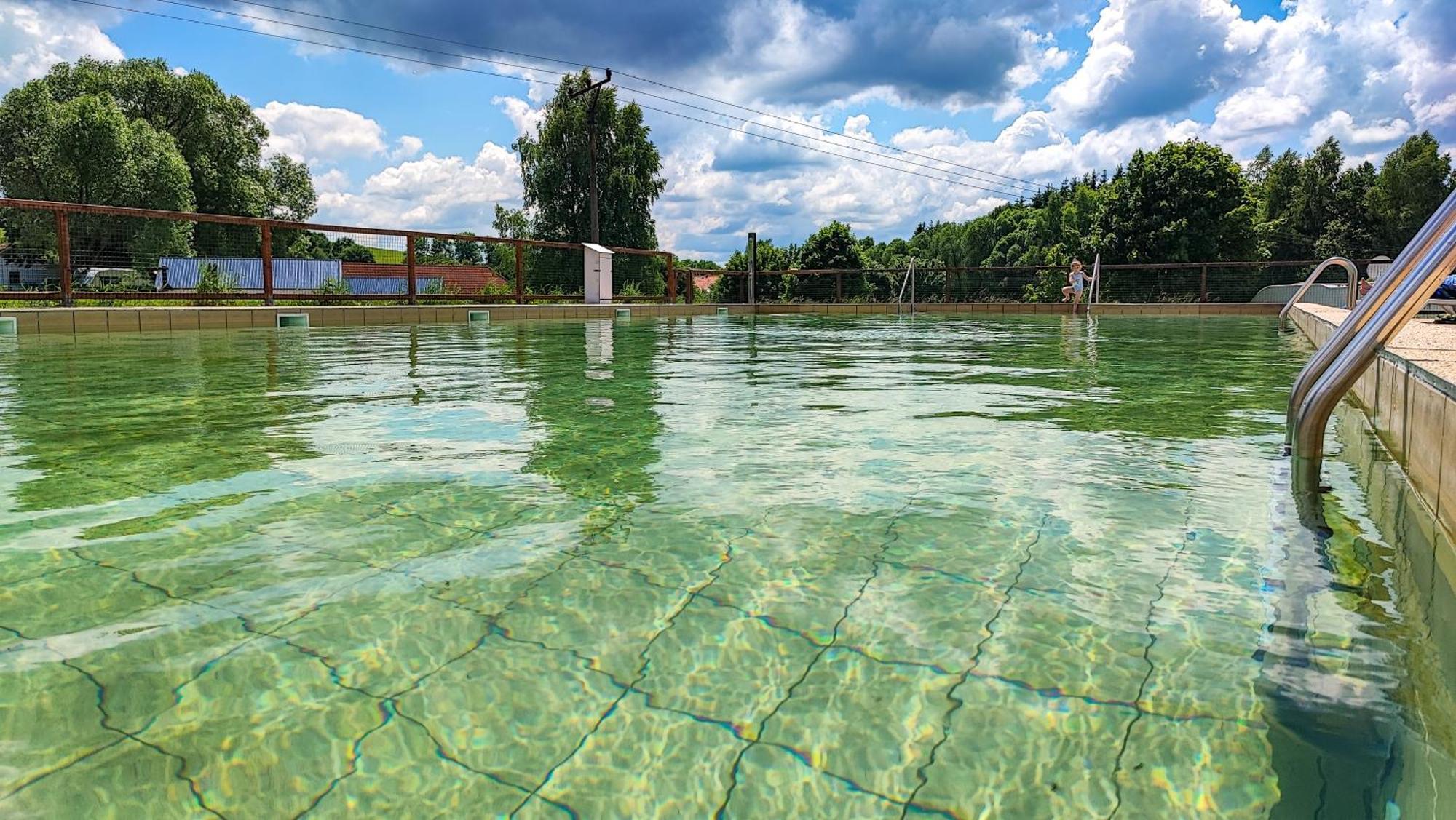 Vila Camphouse Chvalšiny Exteriér fotografie