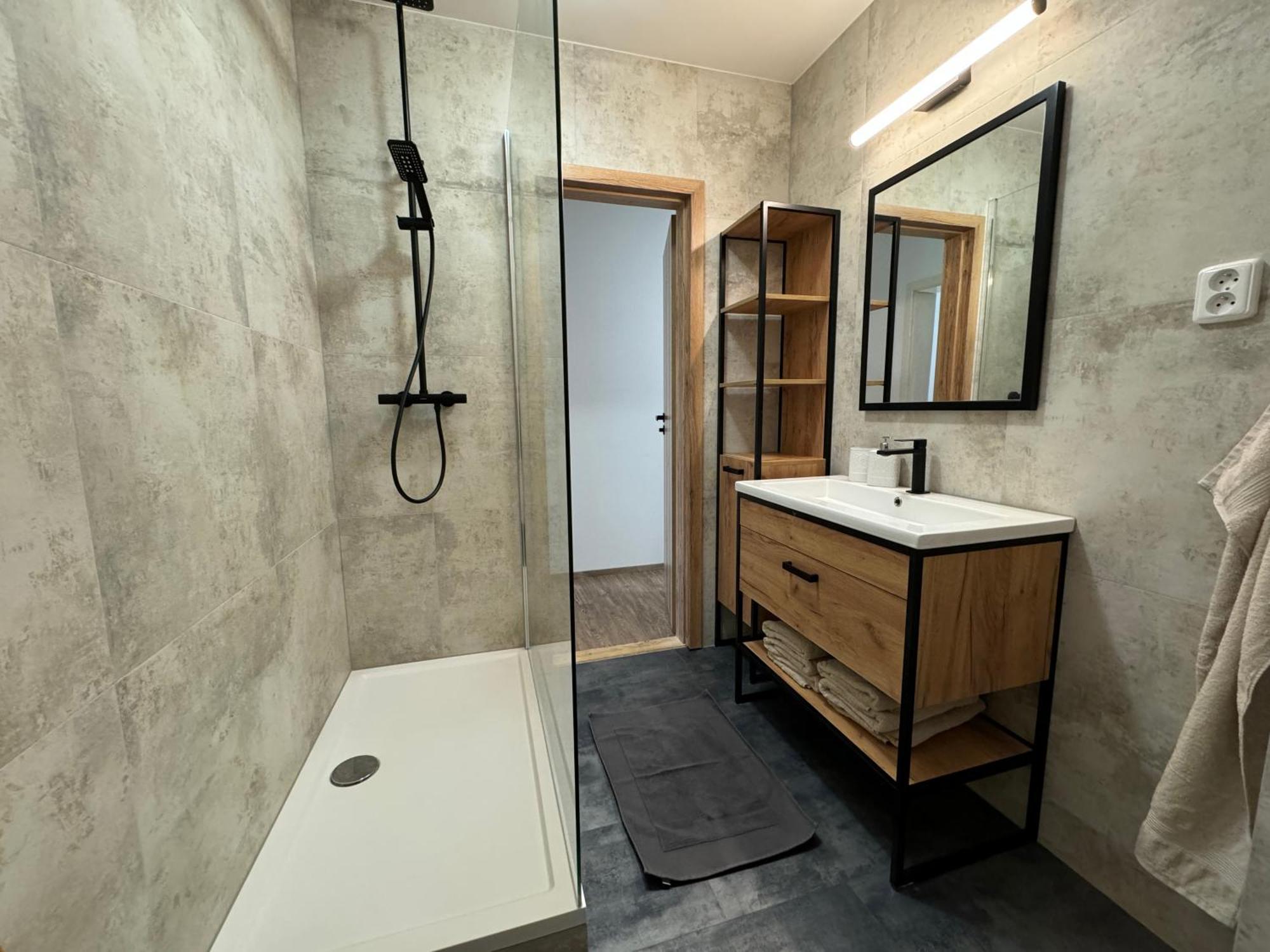 Vila Camphouse Chvalšiny Exteriér fotografie